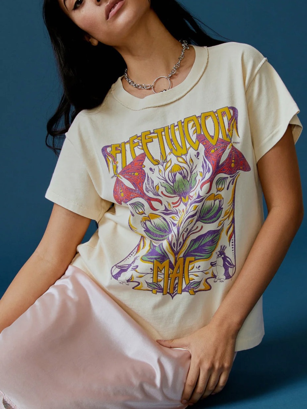 DAYDREAMER Fleetwood Mac Butterflies Revers GF 100% Cotton Tee - M
